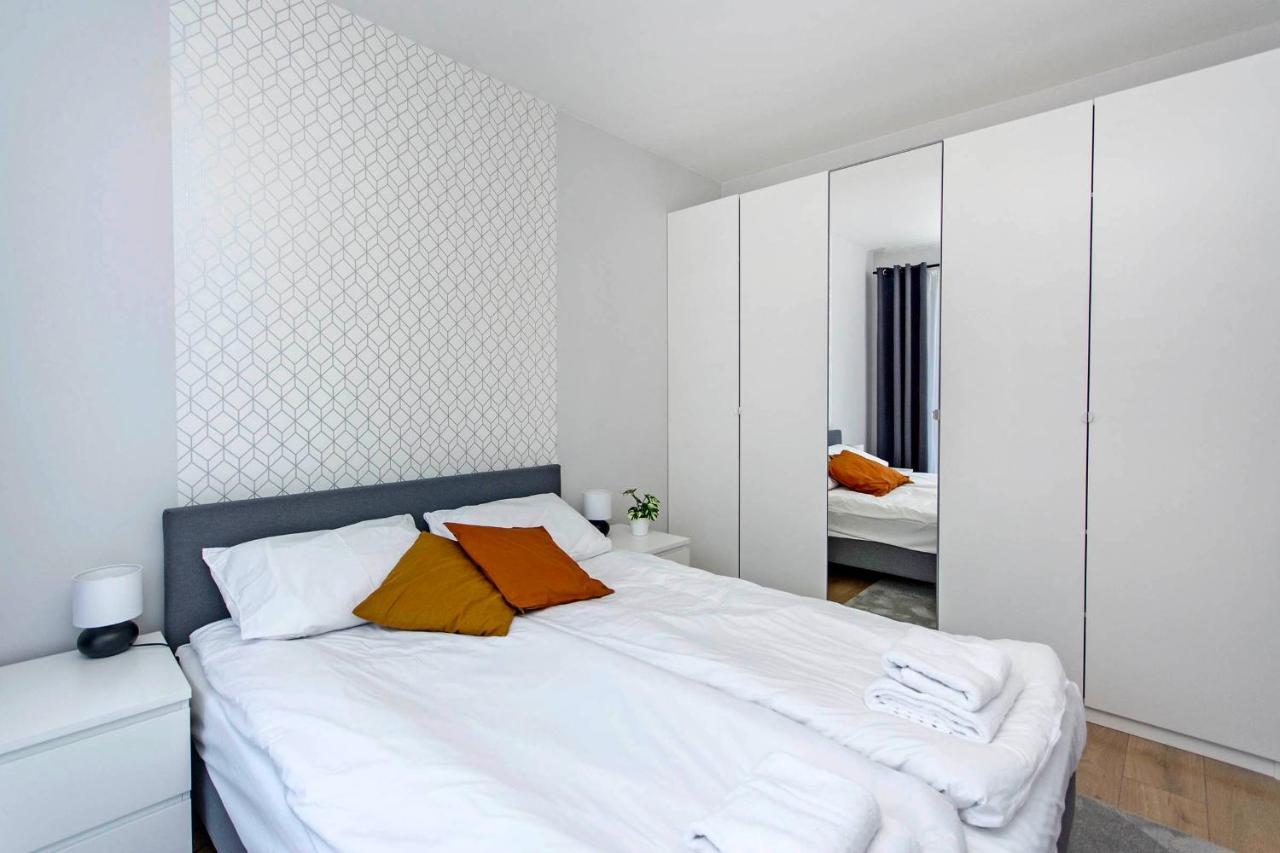Citystay Centrum Gdansk Apartment Bagian luar foto